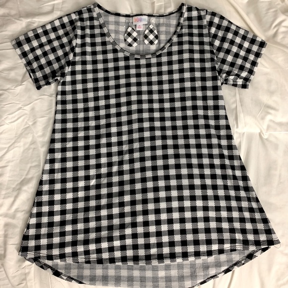SOLD LuLaroe Classic T - Picture 1 of 6